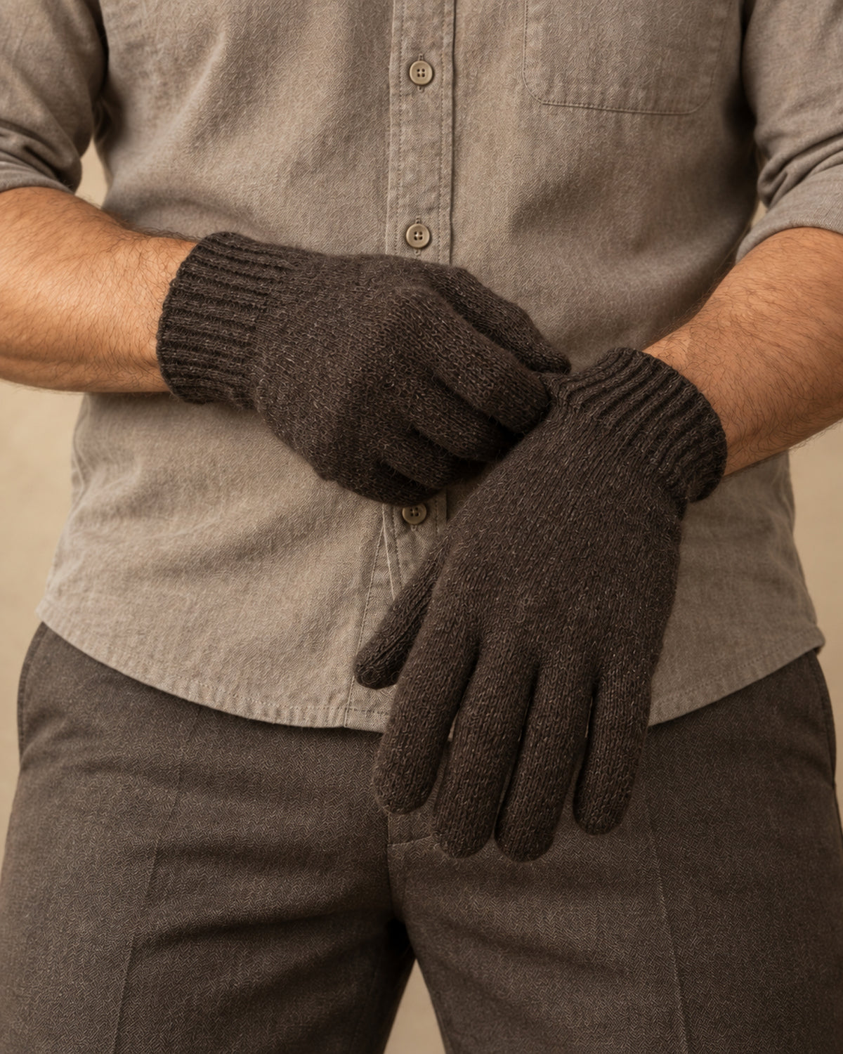 Men's Gloves in Yak Wool, Brown, front view