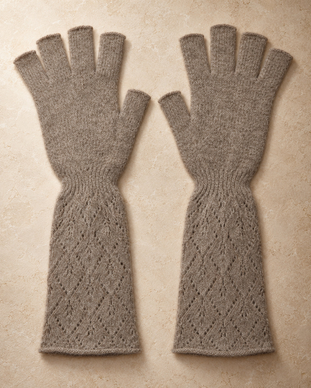Men's Long Fingerless Gloves in Cashmere, Grey, flat view