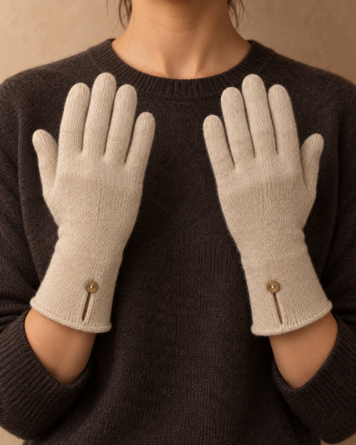 Button-Cuff Gloves in Cashmere, Cream, front view