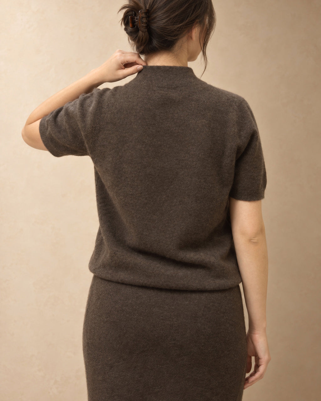 Short-Sleeve Mock-Neck Jumper in Yak Wool, Brown, back view