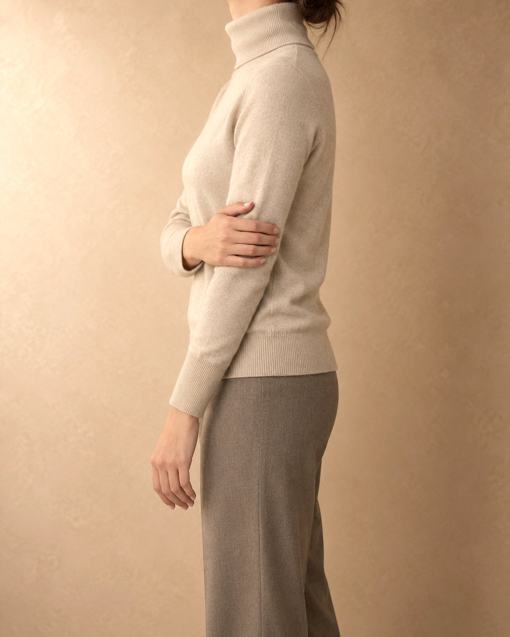 Roll-Neck Jumper in Cashmere, Beige, side view