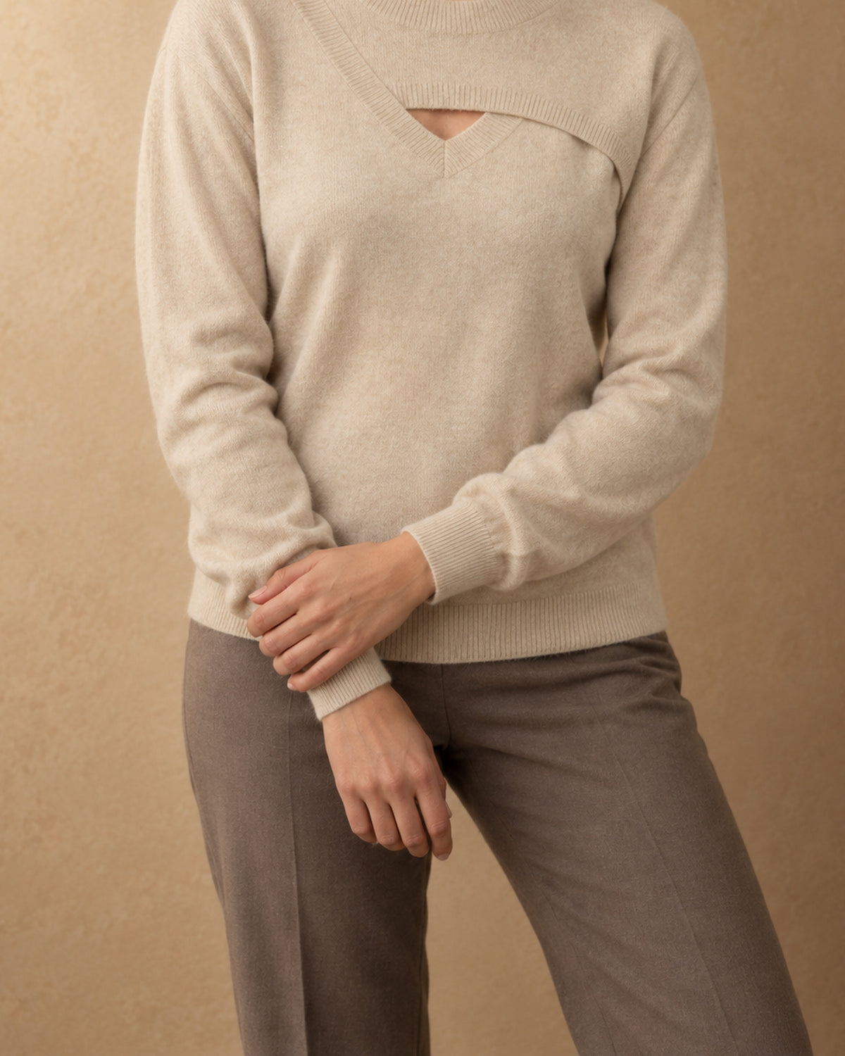 Overlap-Neck Pullover in Cashmere, Beige, front view