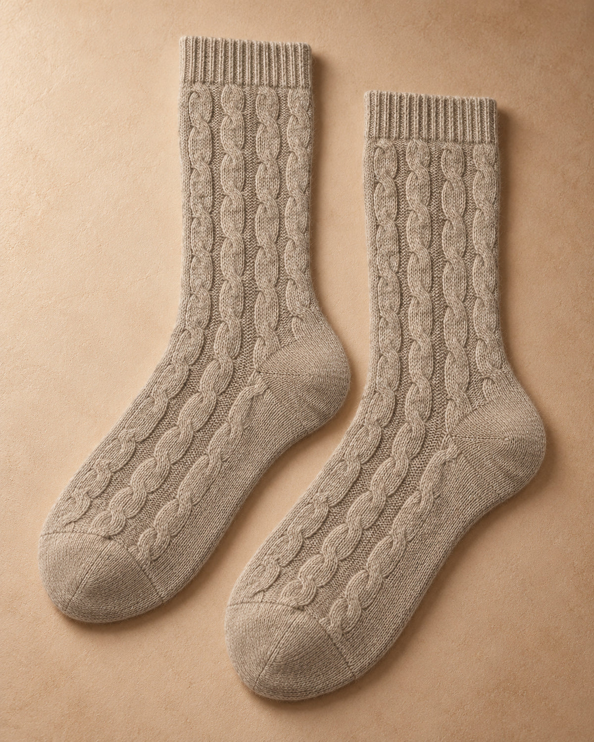 Airag Cashmere Cable-Knit Socks, Beige, flat view