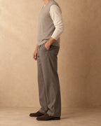 Men's V-Neck Vest in Cashmere, Grey, side view